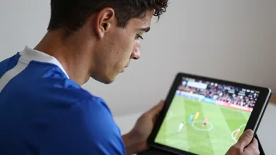El partido de Málaga CF contra el Deportivo de A Coruña se pudo ver gratis en CazéTV, una plataforma restringida a Brasil