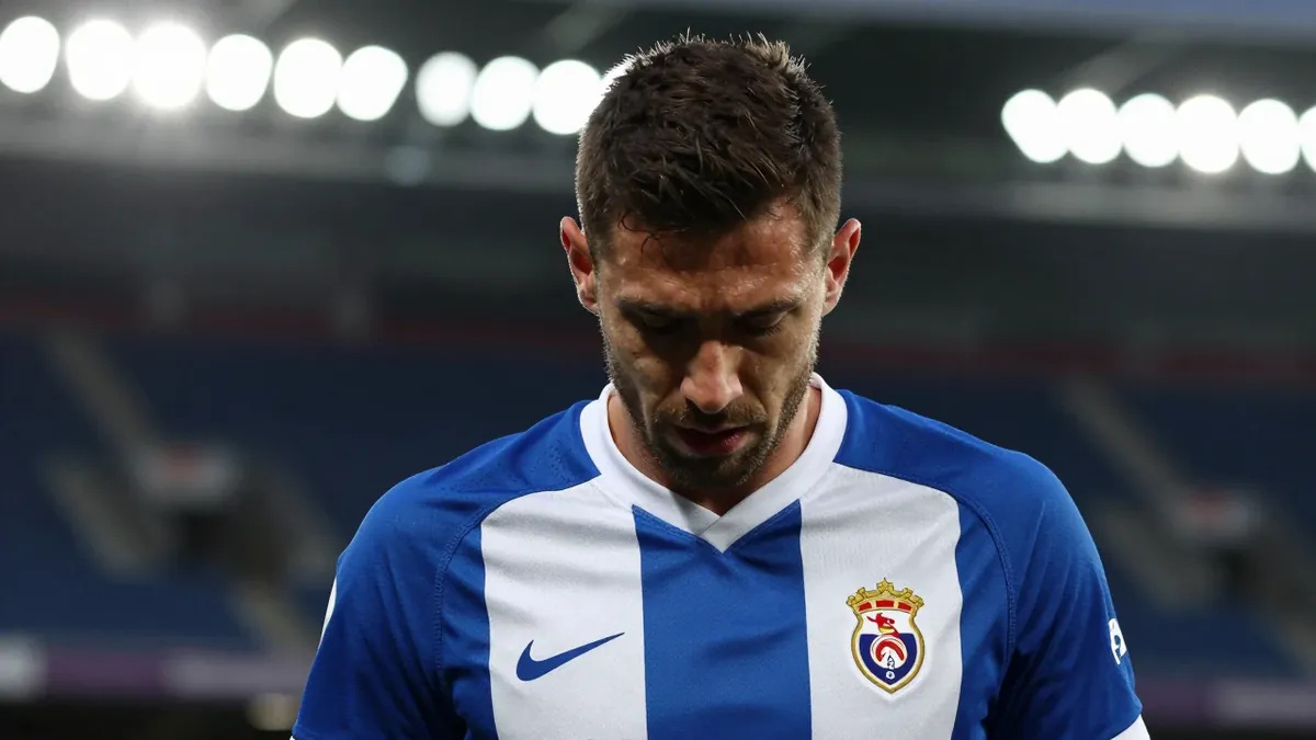 El Málaga CF suma su segundo empate a cero en casa tras no poder superar a un Levante que detuvo un penalti de Chupete...
