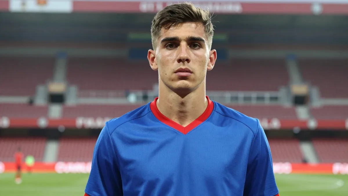 Málaga CF's Pablo Arriaza will have his contract renewed until 2028 and will be loaned out to a Primera RFEF team for...