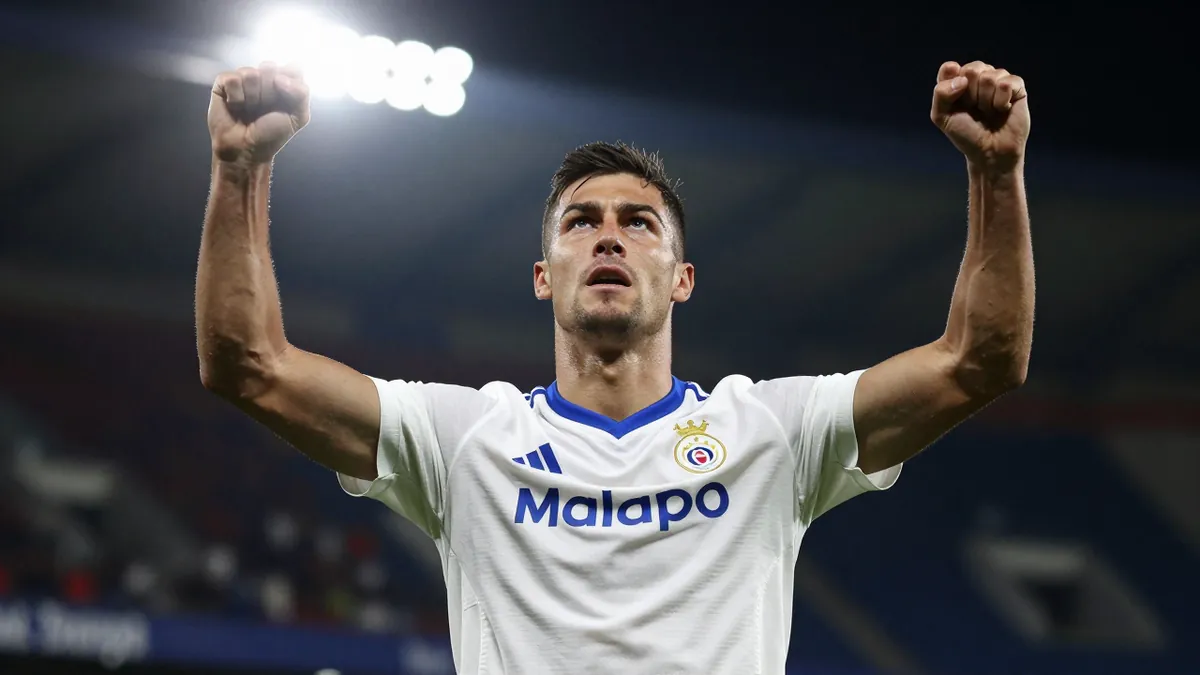 Málaga CF recibe al Fulham en La Rosaleda para su último test